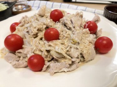 野菜たっぷり！豚しゃぶ胡麻サラダ：節約＆ヘルシーで晩御飯のメインに